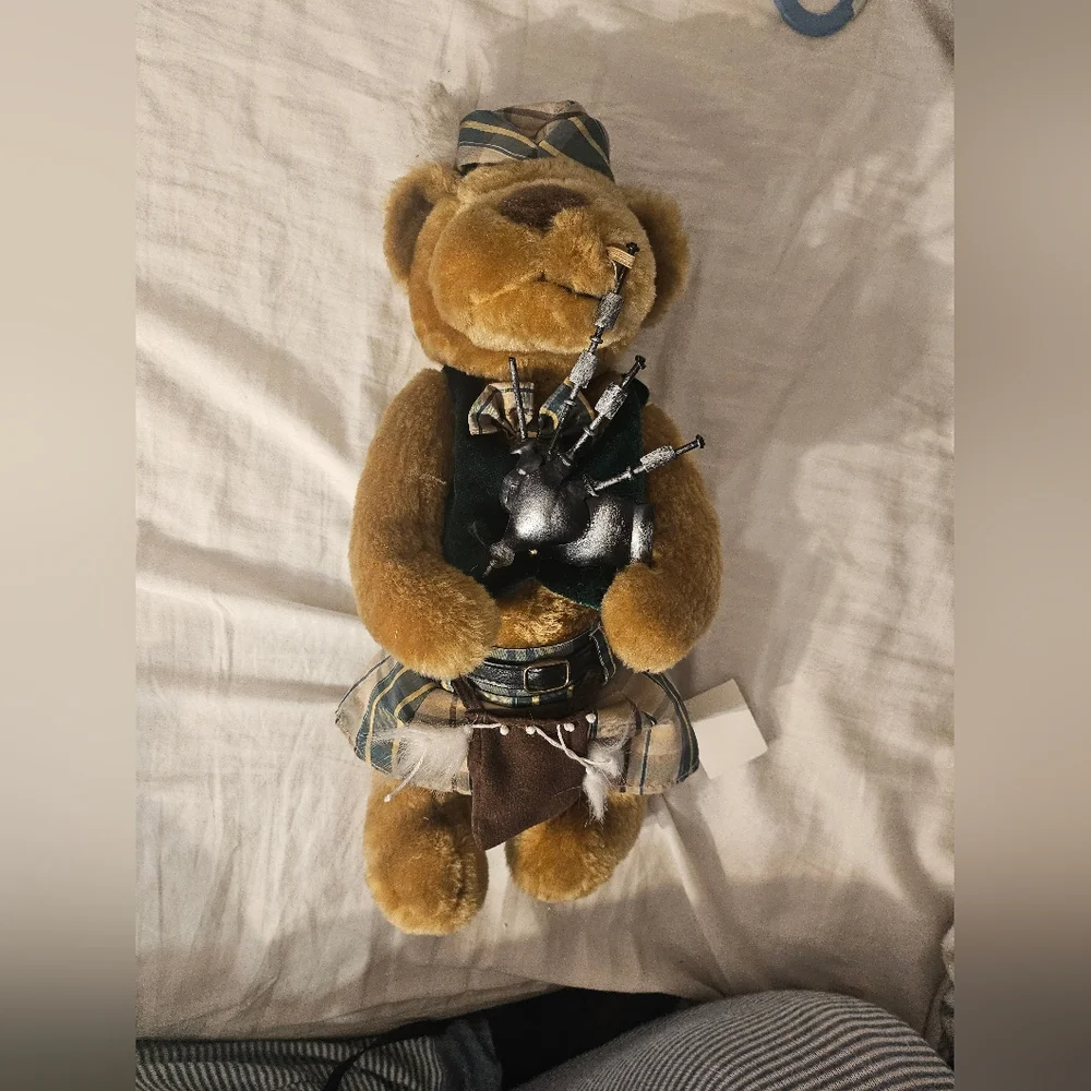 Tender Hearted Collectibles Plush Bear Irish‎ Bagpipes Windup Musical